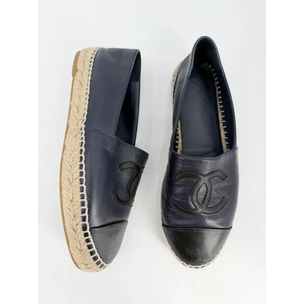Chanel Black Navy Lambskin Leather CC Logo Espadrilles Flat Shoe 40 Authentic